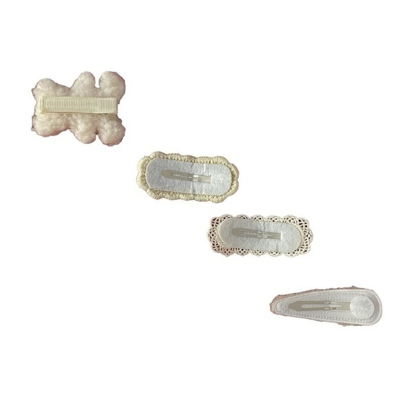 SET OF 4 Cute Hair Clips - Picture 4 of 6